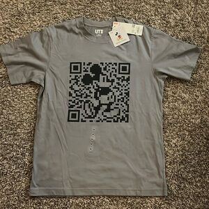 Uniqlo Mickey Stands UT Graphic T-Shirt
